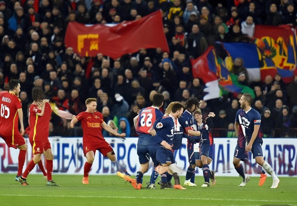 巴黎圣日耳曼vs利物浦欧冠激战平局回顾：精彩瞬间与战术对决解析